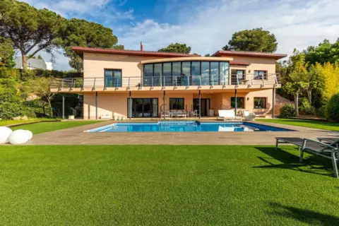 Chalet en Vallromanes