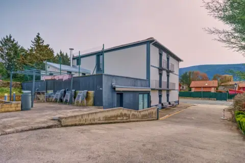 Casa en Domeño
