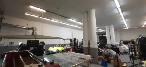 Nave industrial en Pla d'en Boet