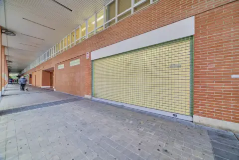 Local comercial en Plaza de las Cofradías, 4