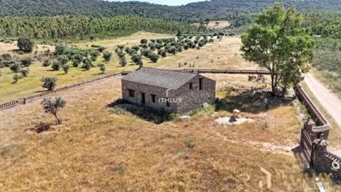 Finca rústica en calle 6R77 92 La Codosera
