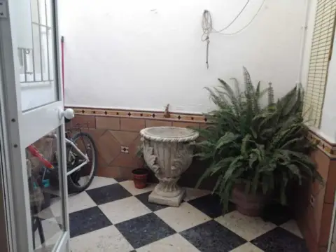 Casa en Casa en Lora del Rio, Zona Centro