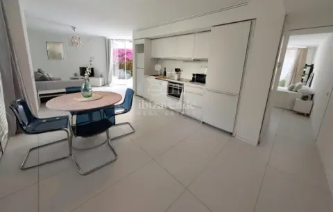 Piso en Botafoc / Talamanca