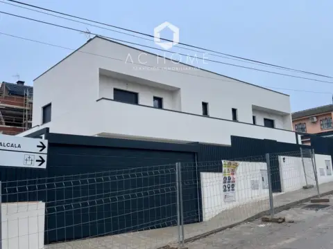 Casa adosada en Campo Real