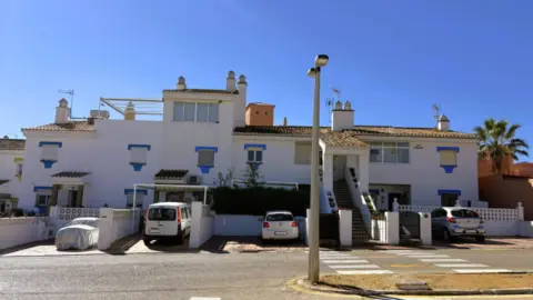 Apartamento en Urbanización El Hacho-La Duquesa Golf