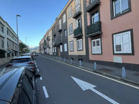 Piso en calle Rector José San Gómez Soliño