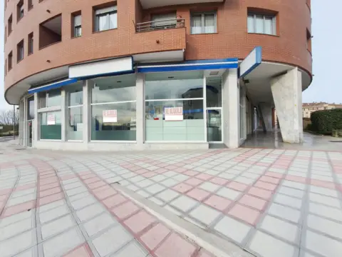 Local comercial en calle Danza Prima