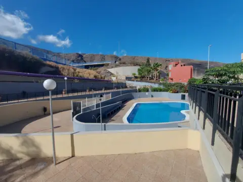 Piso en Las Caletillas