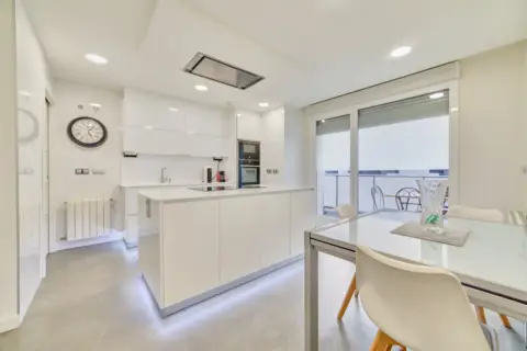 Piso en calle de Pedro Fernández Serrano