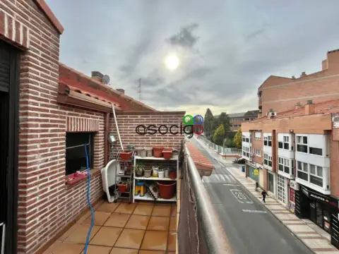 Dúplex en Parque del Río