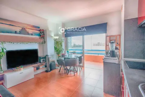 Piso en Avenida Adeje 300