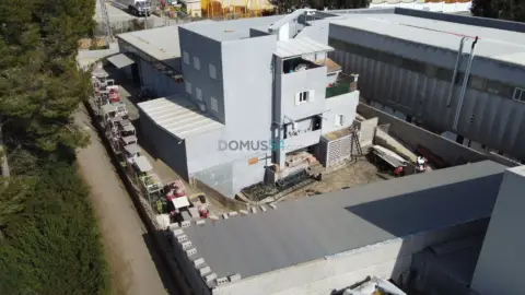 Nave industrial en Alcanada