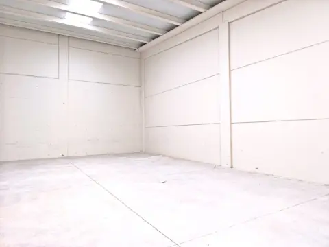 Nave industrial en El Campillo-Norte