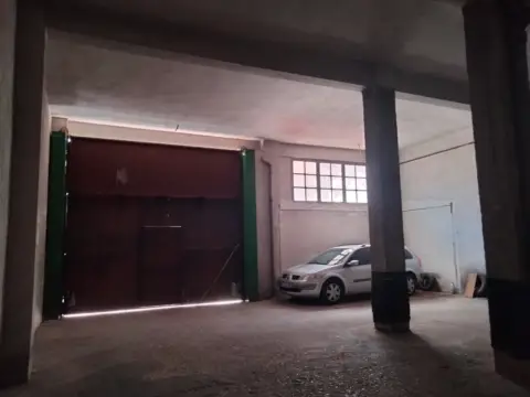 Local comercial en calle del Padre Marín