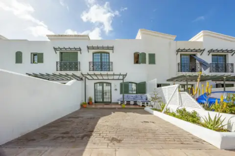 Casa en calle El Paso, 1