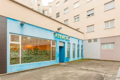 Local comercial en calle Larraya, 2