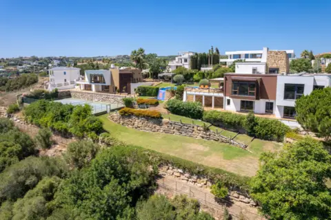 Piso – San Roque, El Encinar, Pueblo Nuevo
