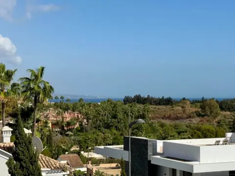 Apartamento en Nueva Andalucía-Centro