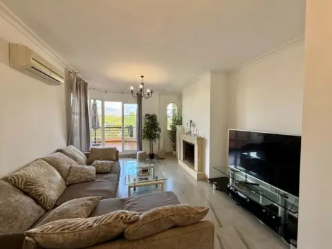 Apartamento en Nueva Andalucía-Centro