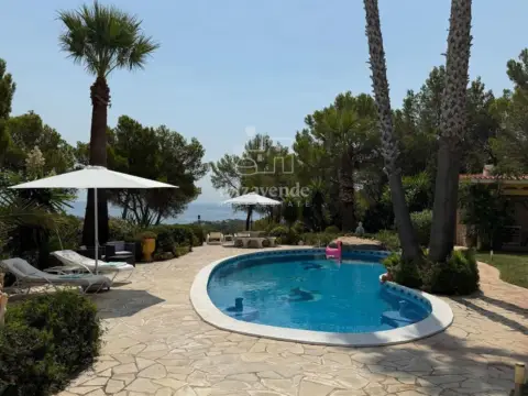 Chalet en San Carlos