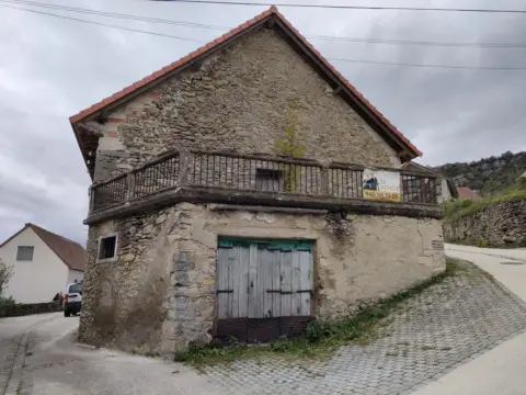 Casa en calle de Mendikoa