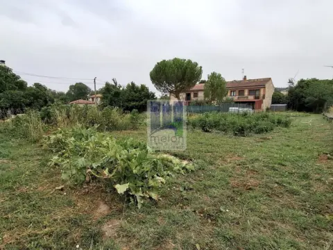 Terreno en calle Modubar de La Emparedada