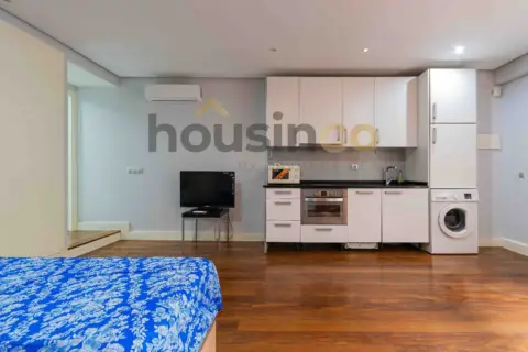 Estudio en calle de Fernández de los Ríos