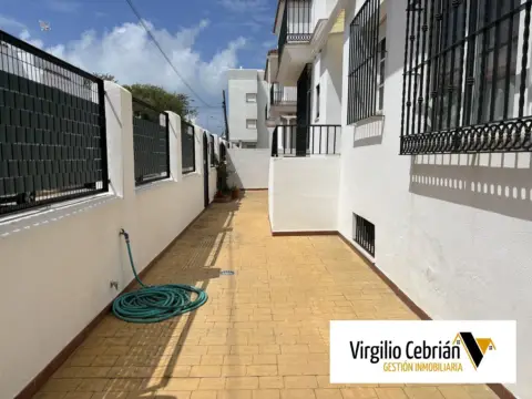 Chalet en Centro-Zona Playas