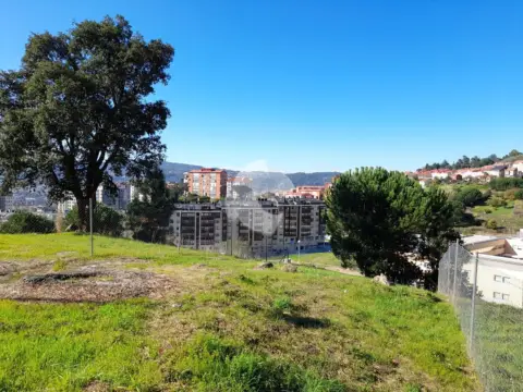 Terreno en calle Barrocanes