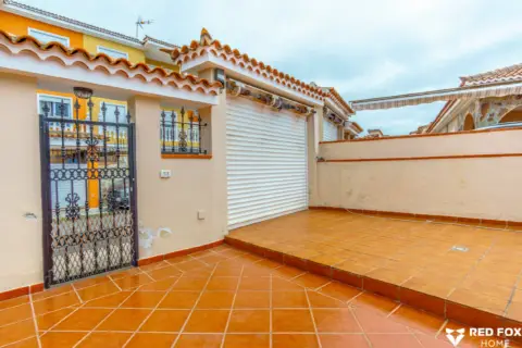 Piso en calle del Lagar, 9
