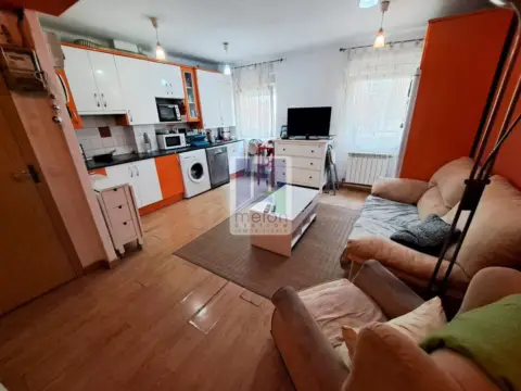 Piso en calle del Consulado