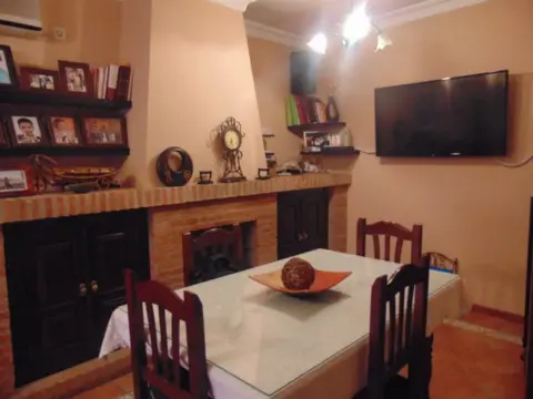 Casa en Lora del Río