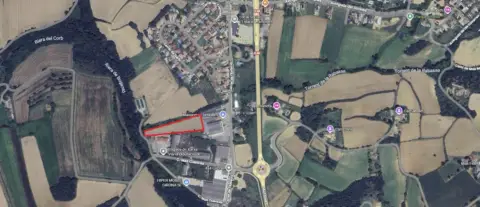 Terreno en calle Conques Les