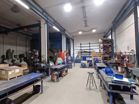 Nave industrial en Avinguda del Castell de Barberà