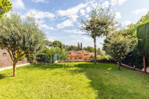 Casa pareada en La Vinya