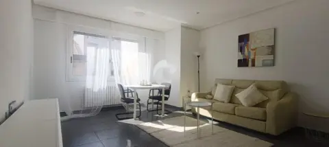Piso en calle Villavalencia