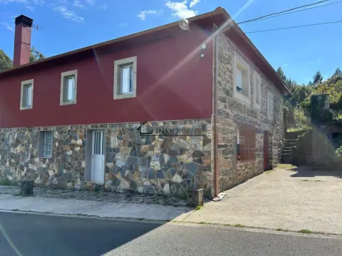 Casa en Forcarei