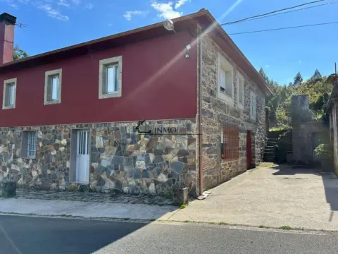 Casa en Forcarei