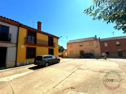Casa en calle Pz Onesimo Redondo Zorita Lo
