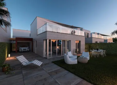 Chalet en Los Alcázares