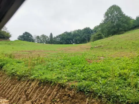Terreno en Avenida Leurtzako