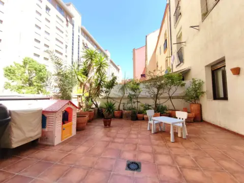 Piso en Universidad-Los Lirios