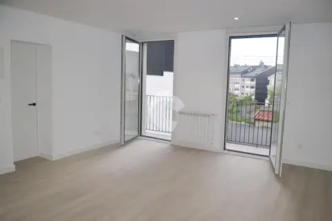 Apartamento en calle de Villa Valencia