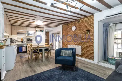 Piso en calle de Augusto Figueroa