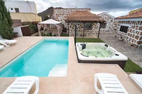 Casa en calle Tf-565, nº 40