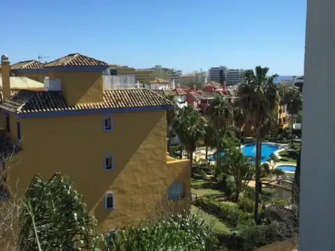 Ático en Lomas de Marbella Club-Puente Romano