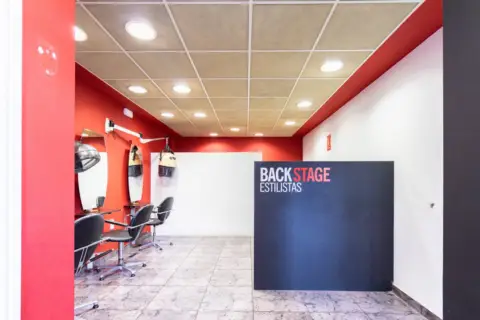 Local comercial en calle de las Canteras, 4