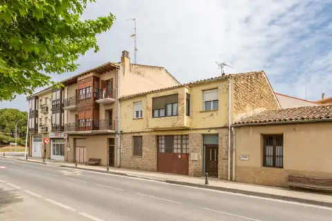 Casa en Avenida de Estella, 32