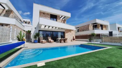 Chalet en Carrer Xeraco, 19