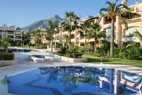 Dúplex en Lomas de Marbella Club-Puente Romano